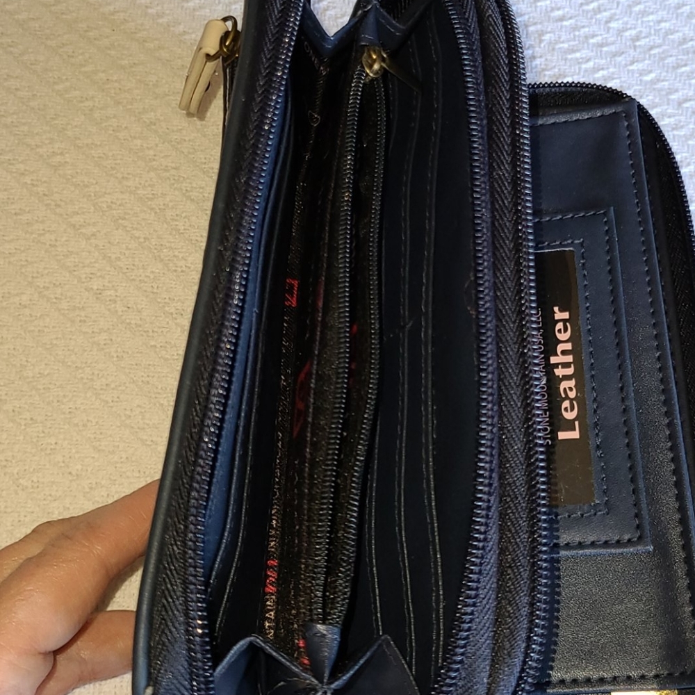 Stone Mountain Wallet - Picture 6 of 12